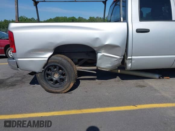 2004 Dodge 1500 SLT with VIN 1D7HA18N24J294335, listed as a IAAI auction lot 42124649 with 295,829 mi miles and . Bid and sale history available at DreamBid. Image 13.