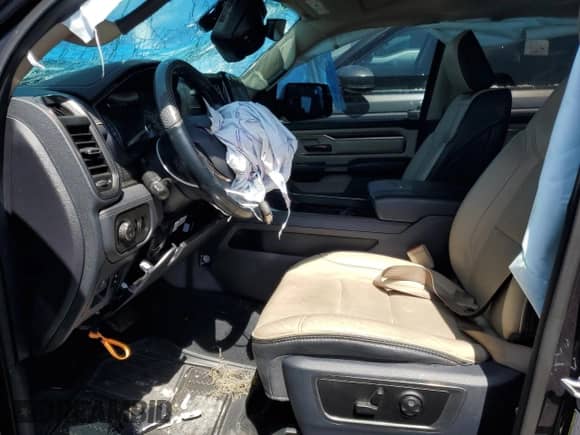 2019 Ram 1500 Limited z VIN 1C6RREHT2KN801311, wystawiony jako Copart lot #56098265 z przebiegiem Nie podano mil oraz Nie do naprawy • Non repairable. Historia ofert i sprzedaży dostępna na DreamBid. Obrazek 7.