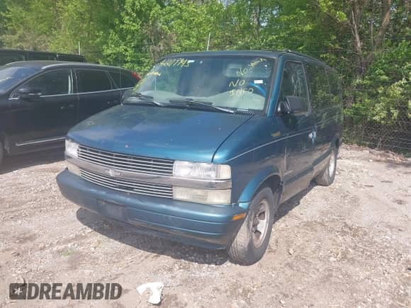 2000 Chevrolet Astro с VIN 1GNDM19W6YB120816, выставлен на аукционе IAAI как лот 42506029 с пробегом 370 919 миль миль и . История ставок и продаж доступна на DreamBid. Изображение 2.