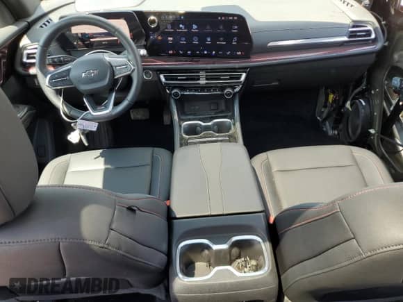 2024 Chevrolet Traverse AWD Z71 с VIN 1GNEVJKS9RJ179892, выставлен на аукционе Copart как лот 62475125 с пробегом 9 879 миль миль и Списание • Salvage title. История ставок и продаж доступна на DreamBid. Изображение 8.