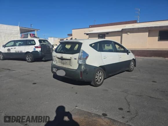 2016 Toyota Prius Three with VIN JTDZN3EU1GJ047001, listed as a Copart auction lot 90067255 with 487,946 mi miles and Clean title. Bid and sale history available at DreamBid. Image 4.