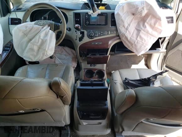 2014 Toyota Sienna XLE с VIN 5TDYK3DC6ES526303, выставлен на аукционе Copart как лот 72060215 с пробегом Не указан миль и Списание • Salvage title. История ставок и продаж доступна на DreamBid. Изображение 8.