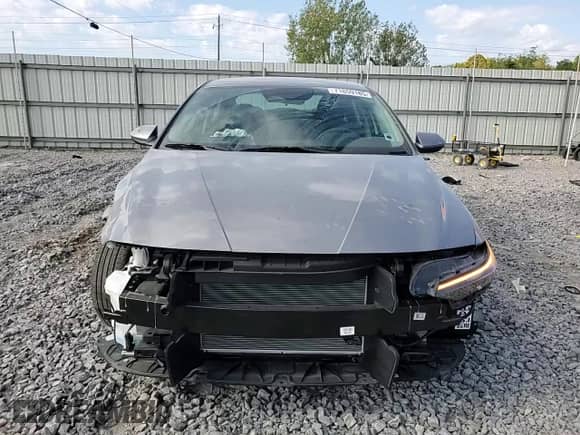 2025 Hyundai Elantra SE with VIN KMHLL4DG7SU939558, listed as a Copart auction lot 71859185 with 1,972 mi miles and Salvage title. Bid and sale history available at DreamBid. Image 14.