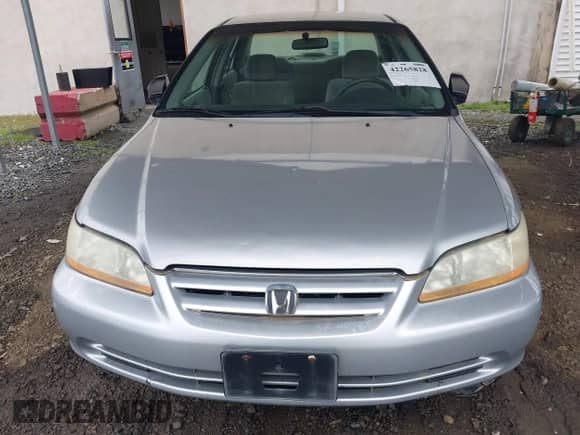 2001 Honda Accord VP с VIN 1HGCF86611A088026, выставлен на аукционе IAAI как лот 42265828 с пробегом 139 753 миль миль и . История ставок и продаж доступна на DreamBid. Изображение 12.