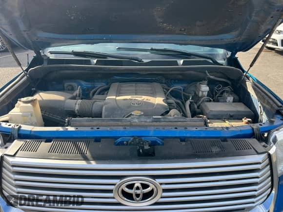 2016 Toyota Tundra Limited z VIN 5TFBY5F1XGX569793, wystawiony jako Copart lot #85945475 z przebiegiem 161 154 mil mil oraz Czysty tytuł • Clean title. Historia ofert i sprzedaży dostępna na DreamBid. Obrazek 8.