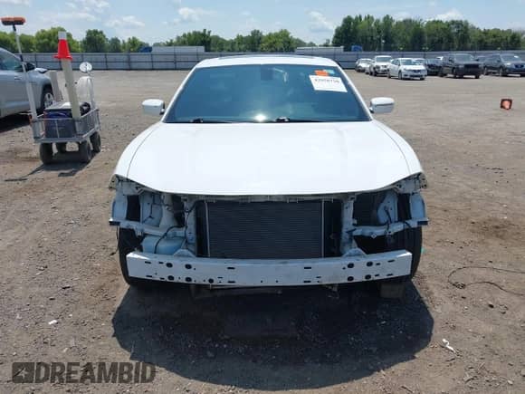 2019 Dodge Charger SXT z VIN 2C3CDXBG6KH702704, wystawiony jako IAAI lot #42958720 z przebiegiem 117 552 mil mil oraz . Historia ofert i sprzedaży dostępna na DreamBid. Obrazek 13.