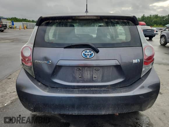 2012 Toyota Prius One with VIN JTDKDTB38C1505174, listed as a Copart auction lot 71418815 with 297,747 mi miles and Clean title. Bid and sale history available at DreamBid. Image 6.