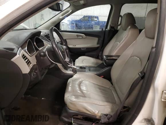 2012 Chevrolet Traverse LTZ z VIN 1GNKVLEDXCJ136374, wystawiony jako Copart lot #57310885 z przebiegiem 207 127 mil mil oraz Szkoda całkowita • Salvage title. Historia ofert i sprzedaży dostępna na DreamBid. Obrazek 7.