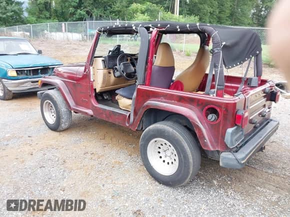 1998 Jeep Wrangler SE with VIN 1J4FY29PXWP794854, listed as a IAAI auction lot 42929258 with 235,517 mi miles and . Bid and sale history available at DreamBid. Image 3.