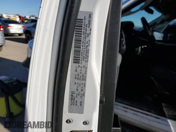 2017 Ram 1500 Tradesman z VIN 3C6JR7DGXHG777780, wystawiony jako Copart lot #45985085 z przebiegiem 108 223 mil mil oraz Szkoda całkowita • Salvage title. Historia ofert i sprzedaży dostępna na DreamBid. Obrazek 12.