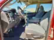 2020 Ram 1500 Tradesman z VIN 3C6RR7KG3LG215251, wystawiony jako Copart lot #63608375 z przebiegiem 58 939 mil mil oraz Czysty tytuł • Clean title. Historia ofert i sprzedaży dostępna na DreamBid. Obrazek 7.