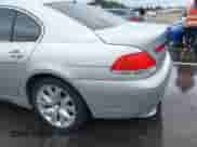 2003 BMW 7 Series 745i z VIN WBAGL63403DP68207, wystawiony jako IAAI lot #42992261 z przebiegiem 104 703 mil mil oraz . Historia ofert i sprzedaży dostępna na DreamBid. Obrazek 6.