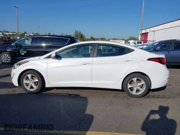2016 Hyundai Elantra SE with VIN 5NPDH4AE8GH785134, listed as a IAAI auction lot 43253840 with 109,069 mi miles and . Bid and sale history available at DreamBid. Image 14.