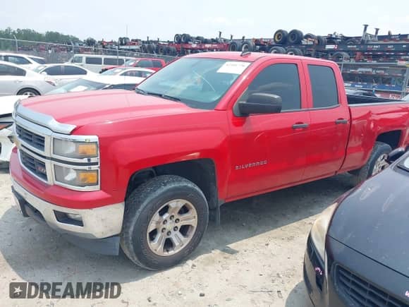 2014 Chevrolet Silverado 1500 LT z VIN 1GCVKREH8EZ385717, wystawiony jako IAAI lot #42401770 z przebiegiem 220 941 mil mil oraz . Historia ofert i sprzedaży dostępna na DreamBid. Obrazek 2.