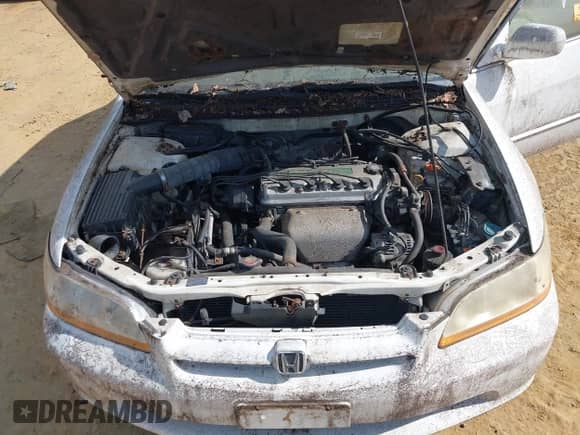 1999 Honda Accord EX with VIN JHMCG6677XC025176, listed as a IAAI auction lot 43328781 with 275,748 mi miles and . Bid and sale history available at DreamBid. Image 10.