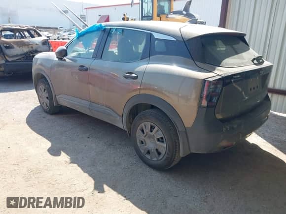 2025 Nissan Kicks S with VIN 3N8AP6BA9SL314426, listed as a IAAI auction lot 43245089 with 21,766 mi miles and . Bid and sale history available at DreamBid. Image 3.