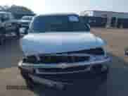 2000 Chevrolet Silverado 1500 LS with VIN 2GCEC19T1Y1407597, listed as a IAAI auction lot 41519744 with 201,952 mi miles and . Bid and sale history available at DreamBid. Image 13.