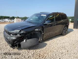 2023 Jeep Grand Cherokee Overland с VIN 1C4RJGDG9PC669610, выставлен на аукционе Copart как лот 63743535 с пробегом 32 944 миль миль и Списание • Salvage title. История ставок и продаж доступна на DreamBid. Изображение 1.