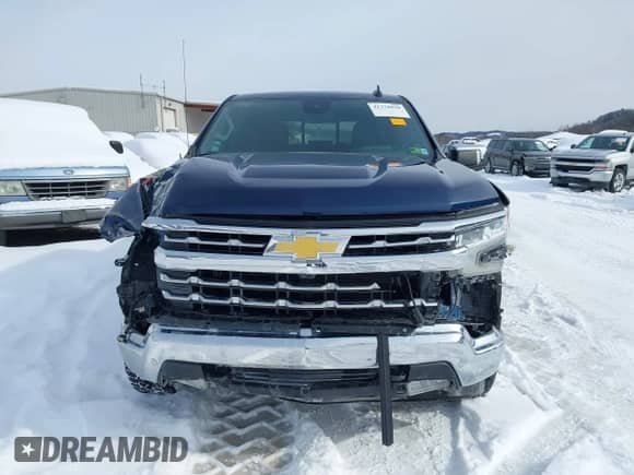 2022 Chevrolet Silverado 1500 LTZ z VIN 2GCUDGED8N1511011, wystawiony jako IAAI lot #41378959 z przebiegiem 30 665 mil mil oraz . Historia ofert i sprzedaży dostępna na DreamBid. Obrazek 12.