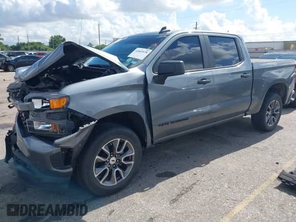 2020 Chevrolet Silverado 1500 Custom с VIN 3GCPYBEK9LG350112, выставлен на аукционе IAAI как лот 42603978 с пробегом 70 621 миль миль и . История ставок и продаж доступна на DreamBid. Изображение 2.