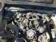 2004 Chevrolet Silverado 2500HD LT z VIN 1GCHK29164E186348, wystawiony jako IAAI lot #41011604 z przebiegiem Nie podano mil oraz . Historia ofert i sprzedaży dostępna na DreamBid. Obrazek 10.