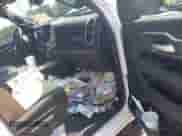 2020 Ram 1500 Big Horn z VIN 1C6SRFFT6LN182501, wystawiony jako IAAI lot #42794231 z przebiegiem 56 192 mil mil oraz . Historia ofert i sprzedaży dostępna na DreamBid. Obrazek 5.