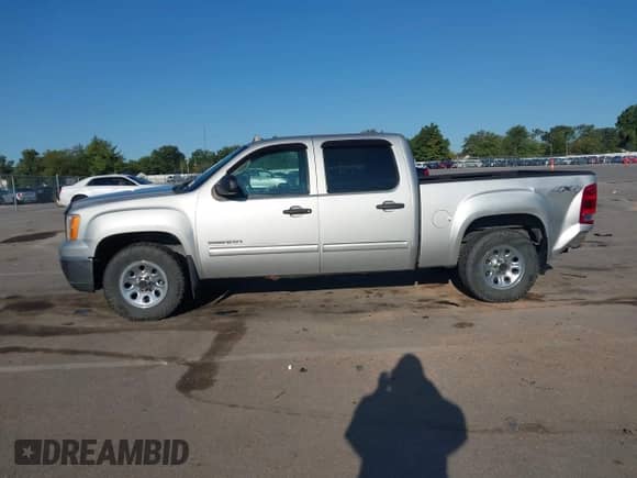 2011 GMC Sierra 1500 SLE with VIN 3GTP2VEA9BG388934, listed as a IAAI auction lot 43127376 with 129,856 mi miles and . Bid and sale history available at DreamBid. Image 14.