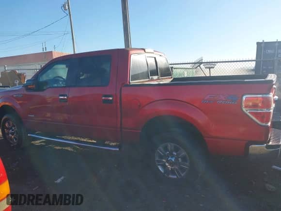 2011 Ford F-150 XLT z VIN 1FTFW1ET1BFD02348, wystawiony jako IAAI lot #43455638 z przebiegiem 249 229 mil mil oraz . Historia ofert i sprzedaży dostępna na DreamBid. Obrazek 14.