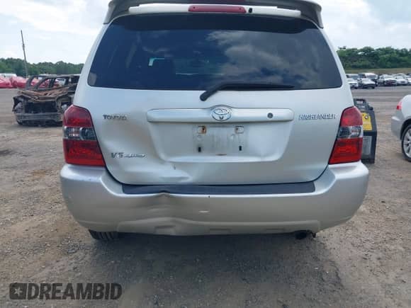 2005 Toyota Highlander with VIN JTEEP21A650071226, listed as a IAAI auction lot 42846808 with 182,698 mi miles and . Bid and sale history available at DreamBid. Image 6.