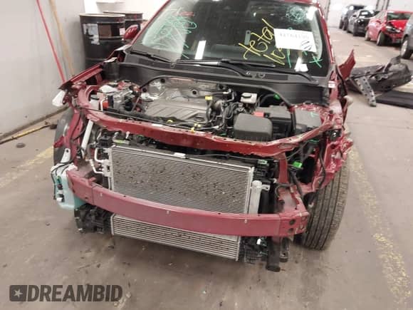 2025 Chevrolet Trax LT с VIN KL77LHEP5SC158343, выставлен на аукционе IAAI как лот 42564190 с пробегом 9 585 миль миль и . История ставок и продаж доступна на DreamBid. Изображение 6.