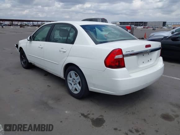 2008 Chevrolet Malibu Classic LT z VIN 1G1ZT58N18F120161, wystawiony jako IAAI lot #42181341 z przebiegiem 92 157 mil mil oraz . Historia ofert i sprzedaży dostępna na DreamBid. Obrazek 3.