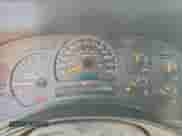 2005 GMC Sierra 1500 SLT z VIN 1GTEK19B15E163129, wystawiony jako Copart lot #58194855 z przebiegiem 295 897 mil mil oraz Szkoda całkowita • Salvage title. Historia ofert i sprzedaży dostępna na DreamBid. Obrazek 9.