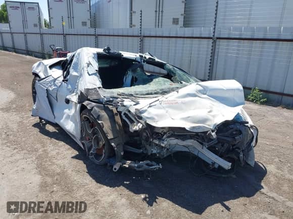 2019 Lamborghini Huracan LP 580-2 с VIN ZHWUC2ZF6KLA12449, выставлен на аукционе IAAI как лот 27460827 с пробегом 1 224 миль миль и . История ставок и продаж доступна на DreamBid. Изображение 1.