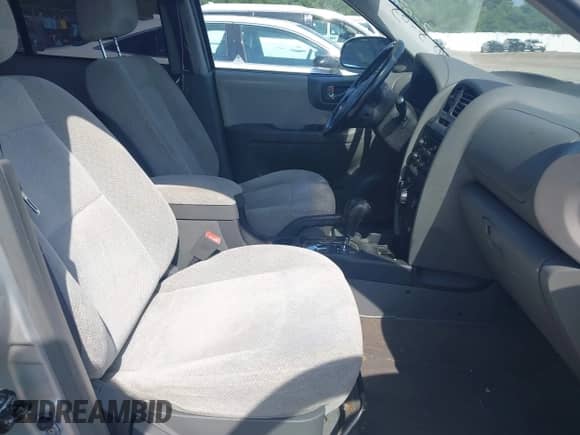 2006 Hyundai Santa Fe GLS с VIN KM8SC13D06U033713, выставлен на аукционе IAAI как лот 42669887 с пробегом Не указан миль и . История ставок и продаж доступна на DreamBid. Изображение 5.