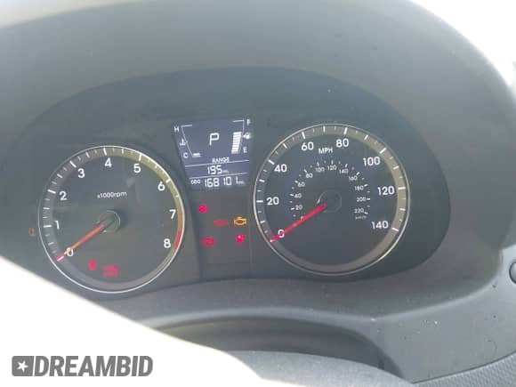 2014 Hyundai Accent GLS z VIN KMHCT4AE0EU622826, wystawiony jako IAAI lot #43147539 z przebiegiem 168 101 mil mil oraz . Historia ofert i sprzedaży dostępna na DreamBid. Obrazek 7.