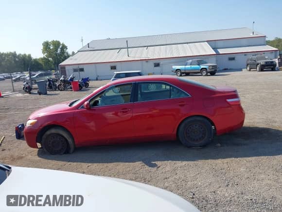 2007 Toyota Camry LE с VIN JTNBE46K073011000, выставлен на аукционе IAAI как лот 43224703 с пробегом Не указан миль и . История ставок и продаж доступна на DreamBid. Изображение 14.