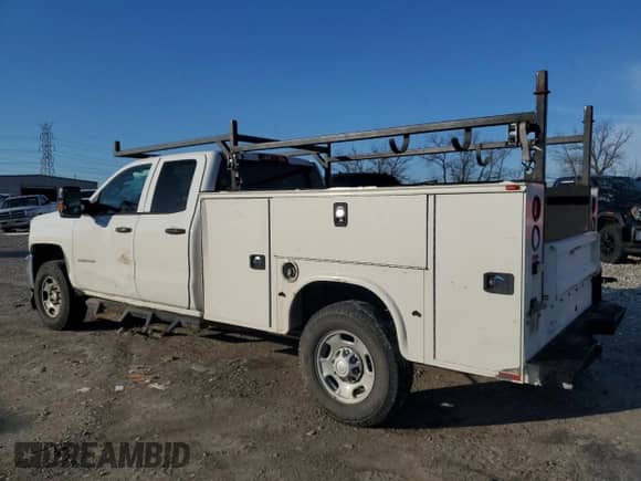 2015 Chevrolet Silverado 2500HD with VIN 1GB2KUEG6FZ506442, listed as a Copart auction lot 46435745 with 219,813 mi miles and Salvage title. Bid and sale history available at DreamBid. Image 2.