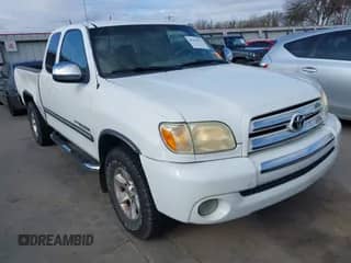 2006 Toyota Tundra SR5 with VIN 5TBRT34146S478519, listed as a IAAI auction lot 41154232 with 225,894 mi miles and . Bid and sale history available at DreamBid. Image 1.