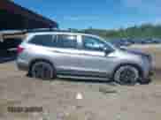 2022 Honda Pilot Special Edition z VIN 5FNYF6H23NB068344, wystawiony jako IAAI lot #43302608 z przebiegiem 2 322 mil mil oraz . Historia ofert i sprzedaży dostępna na DreamBid. Obrazek 13.