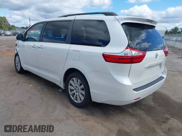 2017 Toyota Sienna XLE with VIN 5TDDZ3DC8HS162481, listed as a IAAI auction lot 43358083 with 117,390 mi miles and . Bid and sale history available at DreamBid. Image 3.