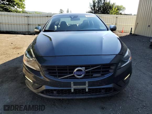 2014 Volvo S60 T6 with VIN YV1902FHXE1293885, listed as a Copart auction lot 61904664 with 105,151 mi miles and Salvage title. Bid and sale history available at DreamBid. Image 5.