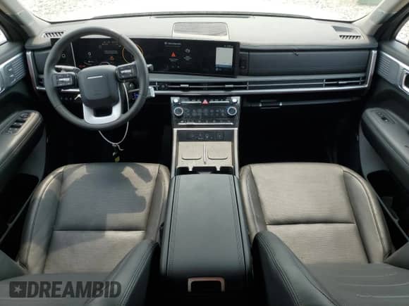 2024 Hyundai Santa Fe Limited с VIN 5NMP4DGL9RH067008, выставлен на аукционе Copart как лот 66307985 с пробегом 5 439 миль миль и Списание • Salvage title. История ставок и продаж доступна на DreamBid. Изображение 8.