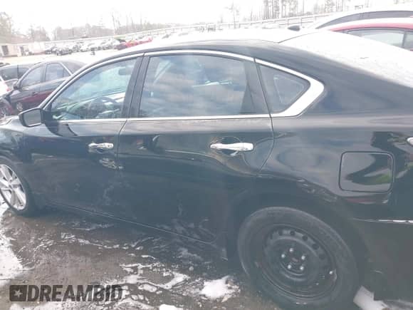 2015 Nissan Altima S z VIN 1N4AL3AP2FC434796, wystawiony jako IAAI lot #41484421 z przebiegiem 124 602 mil mil oraz . Historia ofert i sprzedaży dostępna na DreamBid. Obrazek 14.