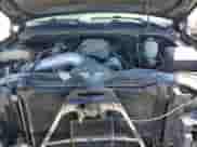 2003 Chevrolet Silverado 1500HD LS z VIN 1GCGK13UX3F200883, wystawiony jako Copart lot #58125925 z przebiegiem 183 857 mil mil oraz Szkoda całkowita • Salvage title. Historia ofert i sprzedaży dostępna na DreamBid. Obrazek 11.