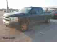 2011 Chevrolet Silverado 1500 LT z VIN 1GCRCSEAXBZ125243, wystawiony jako IAAI lot #43134333 z przebiegiem 261 653 mil mil oraz . Historia ofert i sprzedaży dostępna na DreamBid. Obrazek 17.