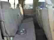 2002 Toyota Tundra SR5 z VIN 5TBRN34182S269157, wystawiony jako Copart lot #90070645 z przebiegiem 245 574 mil mil oraz Czysty tytuł • Clean title. Historia ofert i sprzedaży dostępna na DreamBid. Obrazek 10.