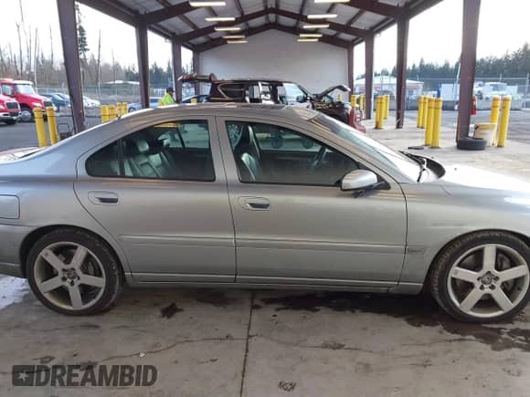 2006 Volvo S60 2.5L Turbo R с VIN YV1RH527662545876, выставлен на аукционе IAAI как лот 41504361 с пробегом 119 635 миль миль и . История ставок и продаж доступна на DreamBid. Изображение 13.