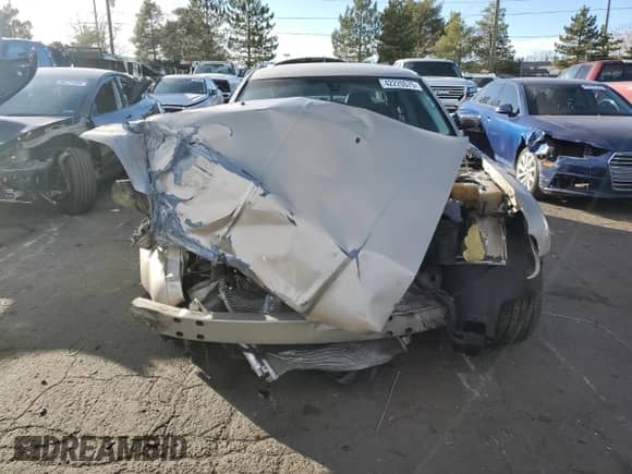 2008 Chrysler 300 C with VIN 2C3KK63H98H172207, listed as a Copart auction lot 42220575 with Not provided miles and Salvage title. Bid and sale history available at DreamBid. Image 5.