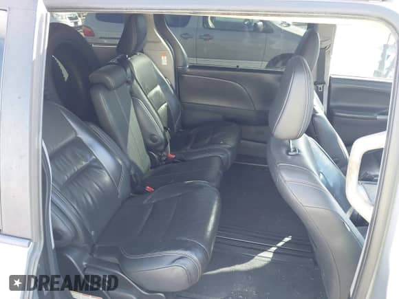 2015 Toyota Sienna SE with VIN 5TDXK3DC1FS541224, listed as a IAAI auction lot 41207154 with 146,788 mi miles and . Bid and sale history available at DreamBid. Image 8.