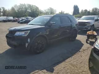 2018 Ford Explorer XLT с VIN 1FM5K8D86JGA33121, выставлен на аукционе Copart как лот 80763845 с пробегом 85 006 миль миль и Списание • Salvage title. История ставок и продаж доступна на DreamBid. Изображение 1.